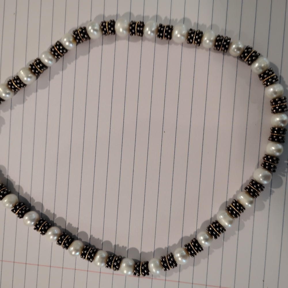 Elegant Pearl and Black Beaded Necklace